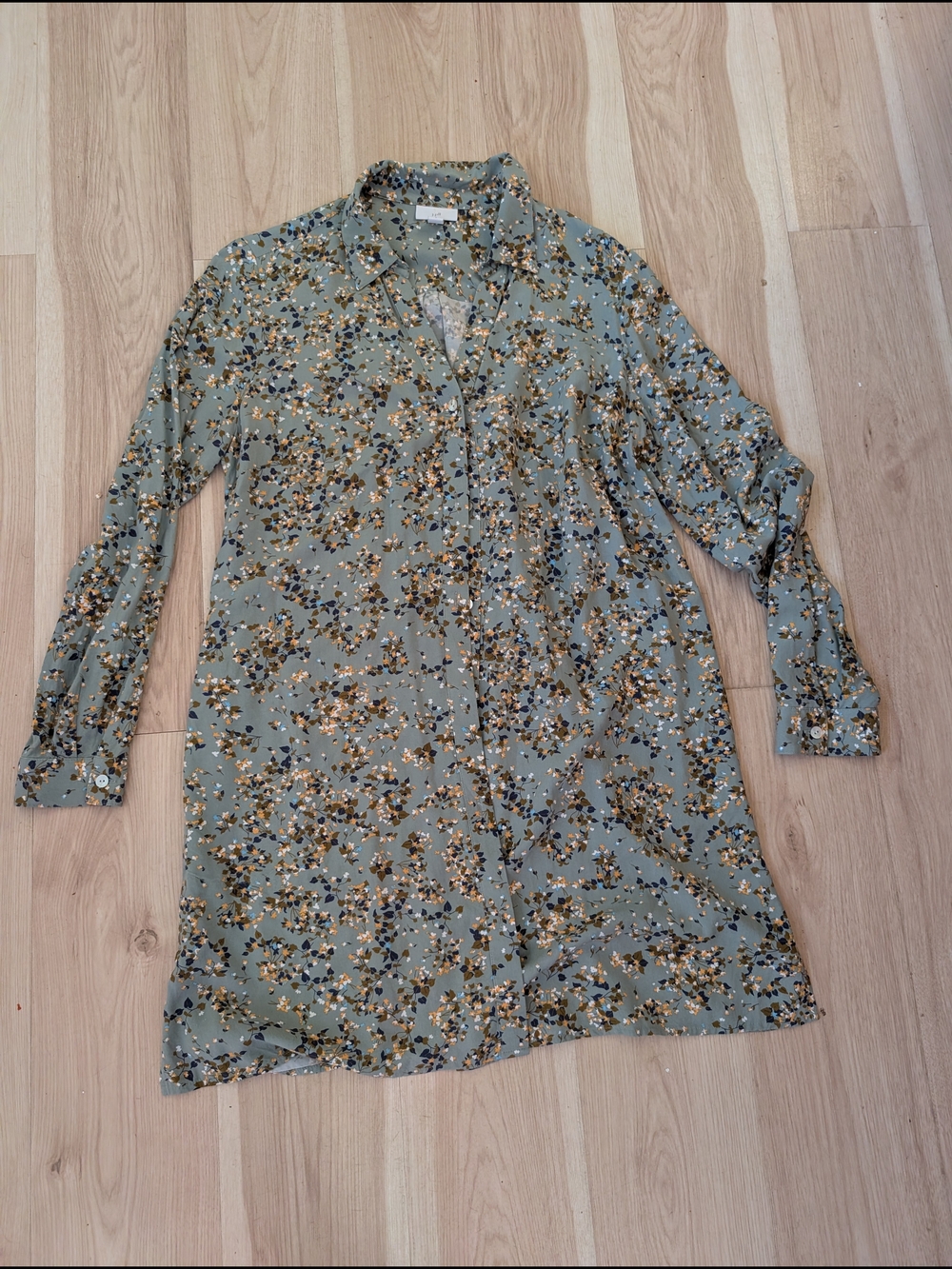 J. Jill Sage Green Floral Button-Up Tunic